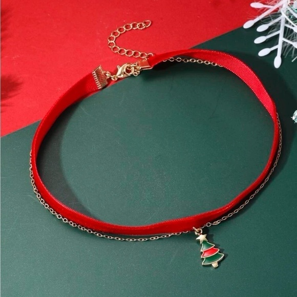 Red Velvet Christmas Tree Charm Silver Necklace - Picture 3 of 12